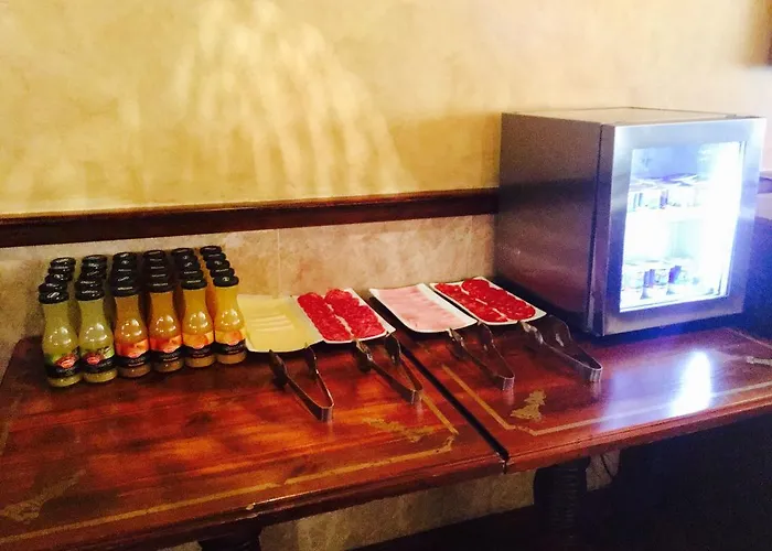 Pensión Juan Carlos Carboneras